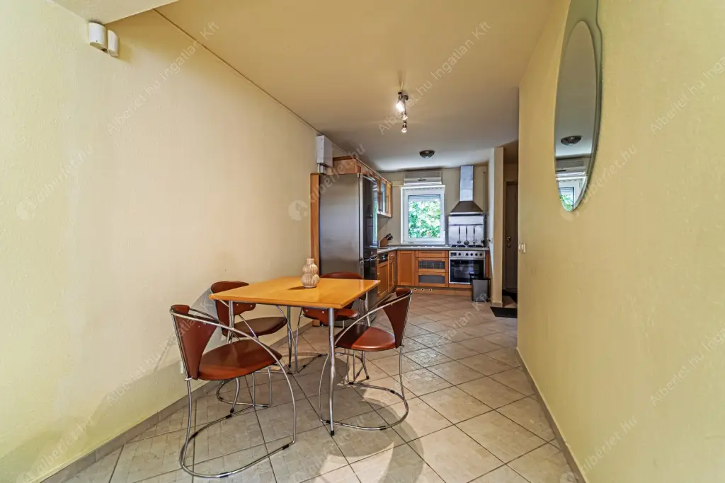 Kiadó albérlet 400000 Ft/hó áron: Budapest, IX. kerület  Liliom utca. Mérete: 63 nm, 2 szobás | Alberlet.hu - 6524693