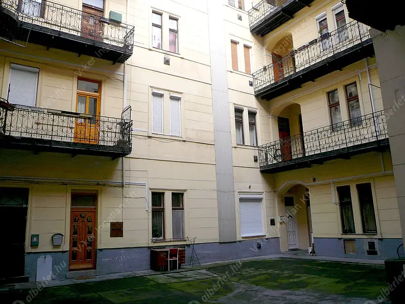 Kiadó albérlet 220000 Ft/hó áron: Budapest, IX. kerület  Liliom utca. Mérete: 67 nm, 1 szobás | Alberlet.hu - 6101576