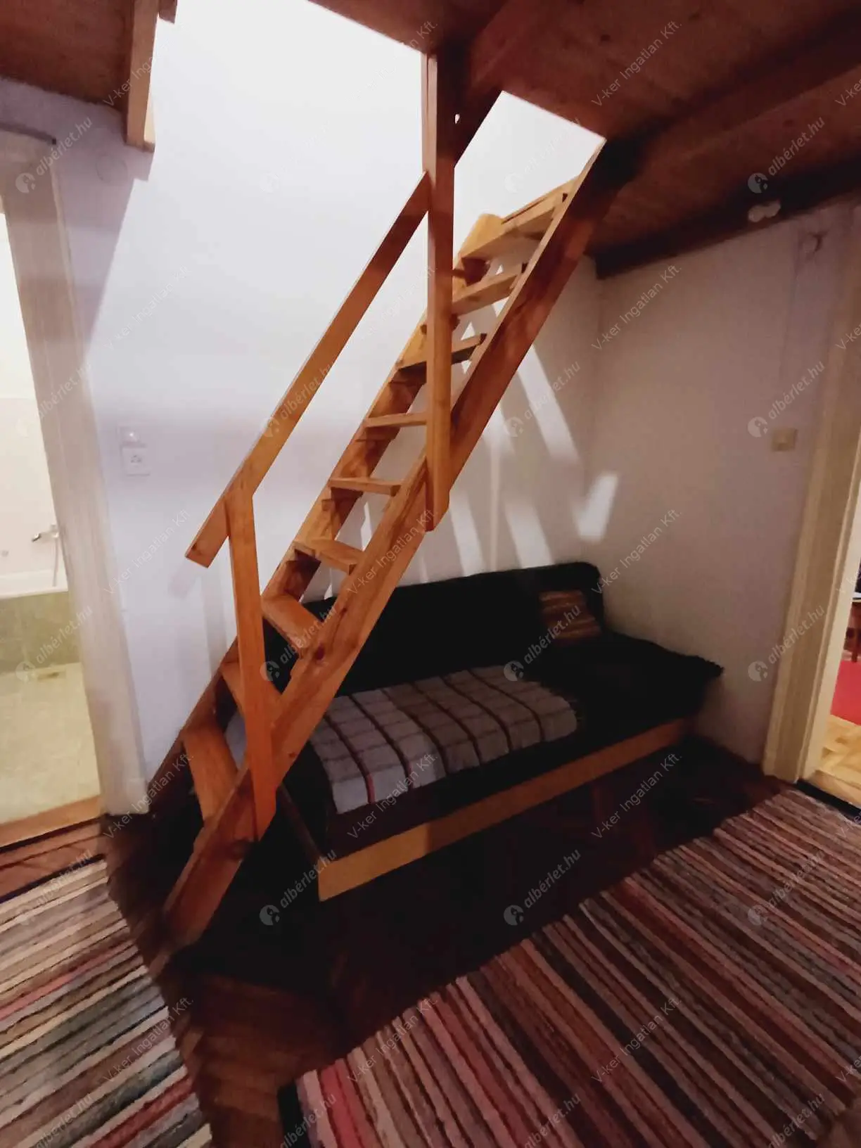 Kiadó albérlet 220000 Ft/hó áron: Budapest, IX. kerület  Liliom utca. Mérete: 67 nm, 1 szobás | Alberlet.hu - 6115005