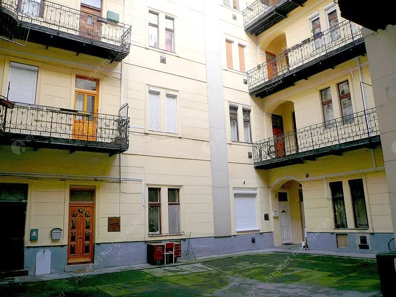 Kiadó albérlet 220000 Ft/hó áron: Budapest, IX. kerület  Liliom utca. Mérete: 67 nm, 2 szobás | Alberlet.hu - 6625403