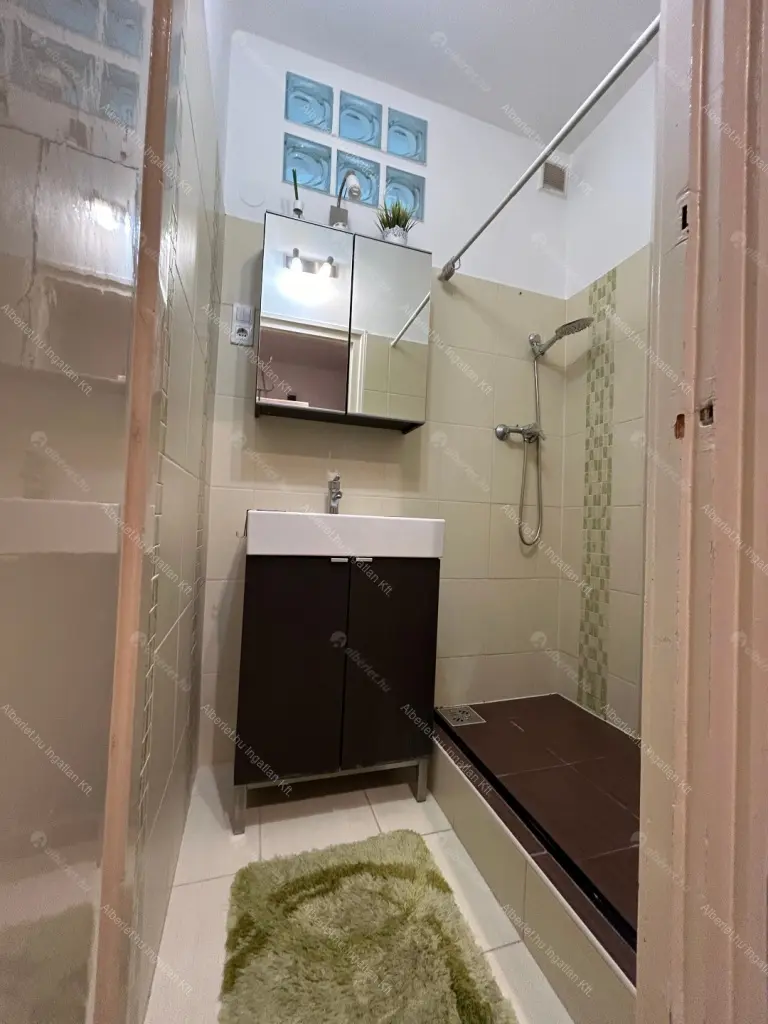 Kiadó albérlet 400000 Ft/hó áron: Budapest, IX. kerület  Lobogó utca. Mérete: 81 nm, 3 szobás | Alberlet.hu - 6706947