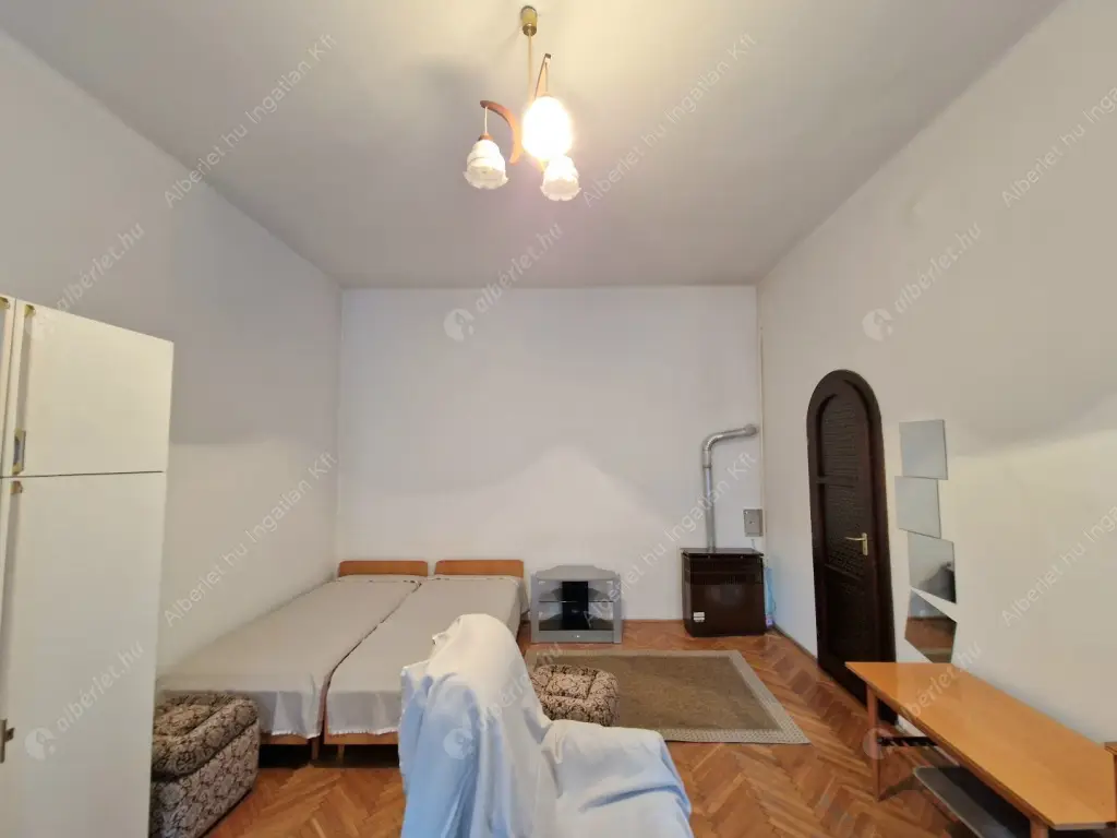 Kiadó albérlet 210000 Ft/hó áron: Budapest, IX. kerület  Lónyay utca. Mérete: 34 nm, 1 szobás | Alberlet.hu - 6552808