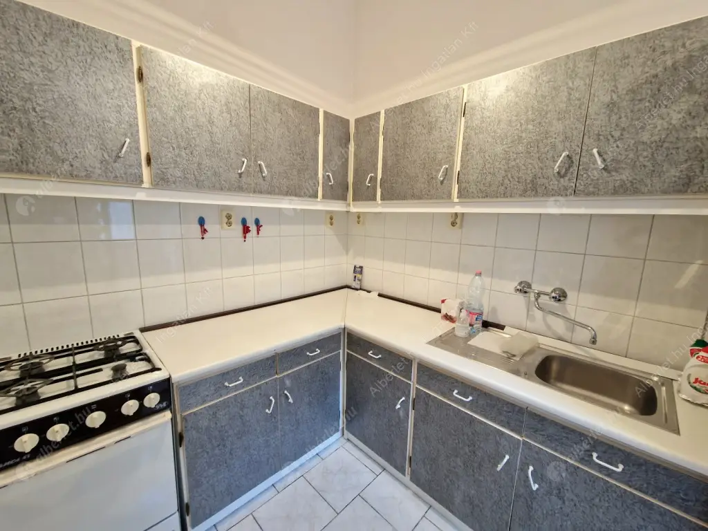 Kiadó albérlet 210000 Ft/hó áron: Budapest, IX. kerület  Lónyay utca. Mérete: 34 nm, 1 szobás | Alberlet.hu - 6552814