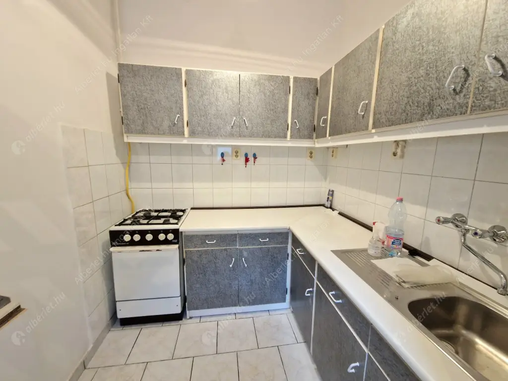 Kiadó albérlet 210000 Ft/hó áron: Budapest, IX. kerület  Lónyay utca. Mérete: 34 nm, 1 szobás | Alberlet.hu - 6552815