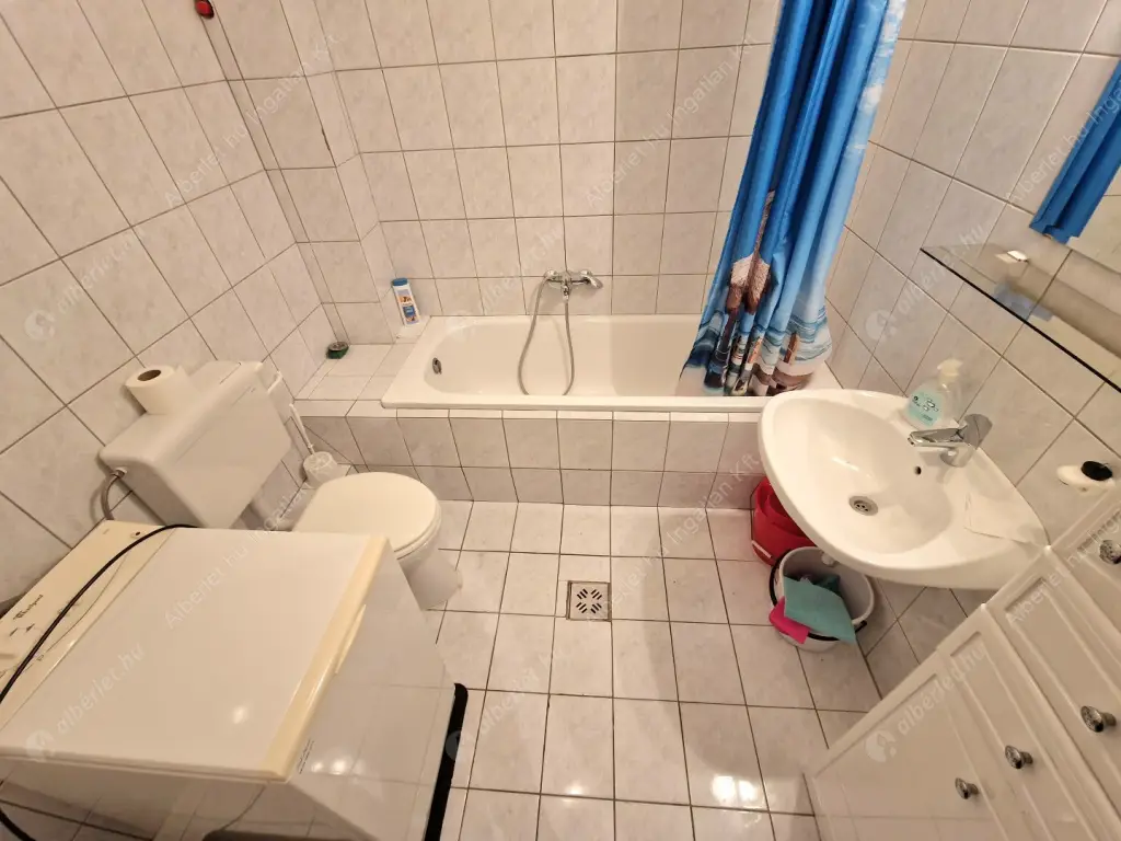 Kiadó albérlet 210000 Ft/hó áron: Budapest, IX. kerület  Lónyay utca. Mérete: 34 nm, 1 szobás | Alberlet.hu - 6552819