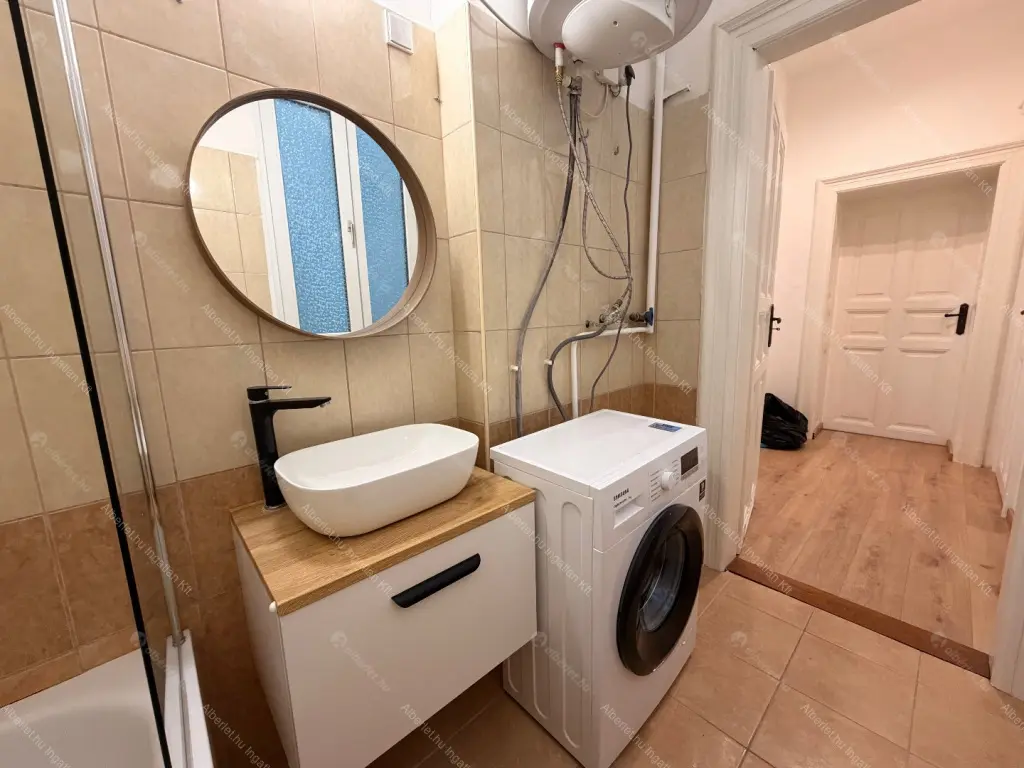 Kiadó albérlet 300000 Ft/hó áron: Budapest, IX. kerület  Lónyay utca. Mérete: 62 nm, 2 szobás | Alberlet.hu - 6703209