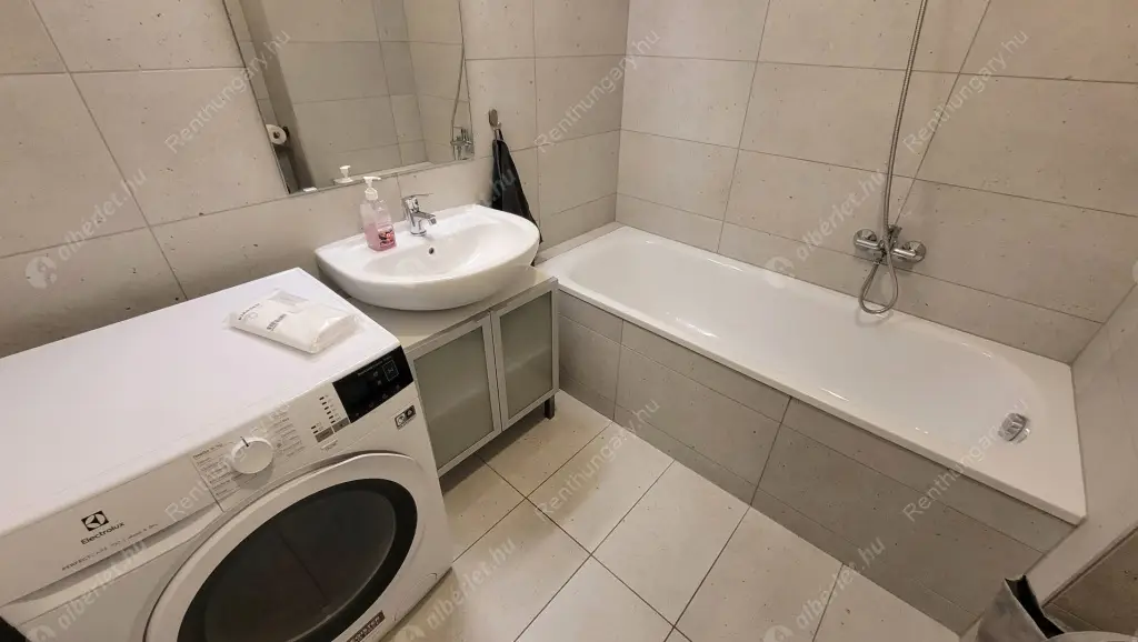 Kiadó albérlet 270000 Ft/hó áron: Budapest, IX. kerület  Márton  utca . Mérete: 38 nm, 1 szobás | Alberlet.hu - 6502068