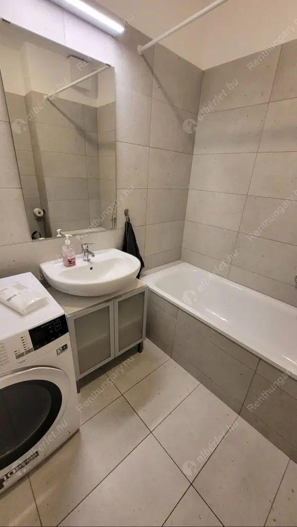 Kiadó albérlet 270000 Ft/hó áron: Budapest, IX. kerület  Márton  utca . Mérete: 38 nm, 1 szobás | Alberlet.hu - 6502069