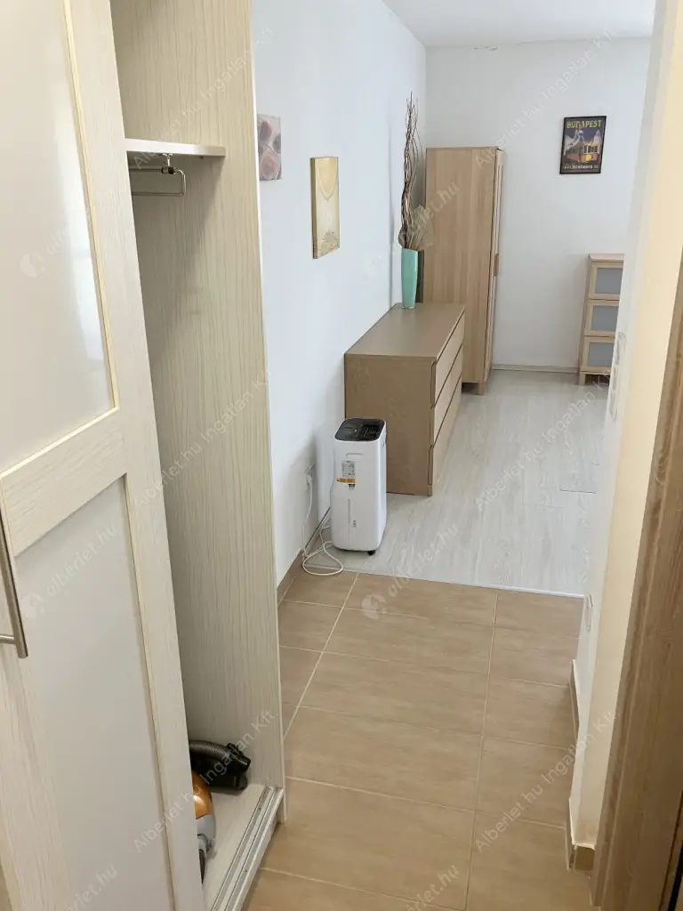 Kiadó albérlet 220000 Ft/hó áron: Budapest, IX. kerület  Márton utca. Mérete: 30 nm, 1 szobás | Alberlet.hu - 6577521