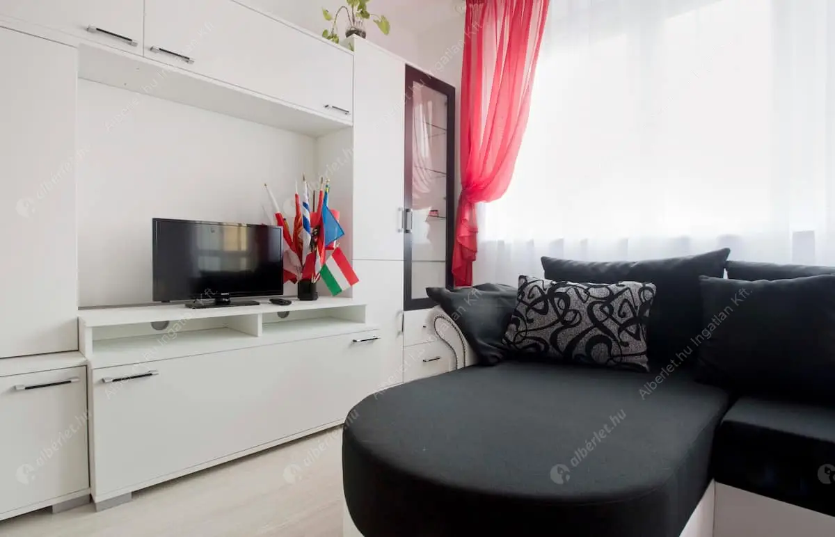 Kiadó albérlet 220000 Ft/hó áron: Budapest, IX. kerület  Márton utca. Mérete: 37 nm, 1 szobás | Alberlet.hu - 5445641