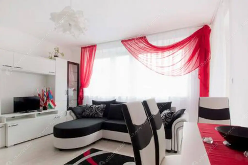 Kiadó albérlet 220000 Ft/hó áron: Budapest, IX. kerület  Márton utca. Mérete: 37 nm, 1 szobás | Alberlet.hu - 6571073