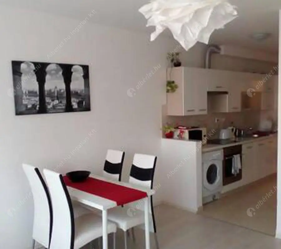 Kiadó albérlet 220000 Ft/hó áron: Budapest, IX. kerület  Márton utca. Mérete: 37 nm, 1 szobás | Alberlet.hu - 6571076