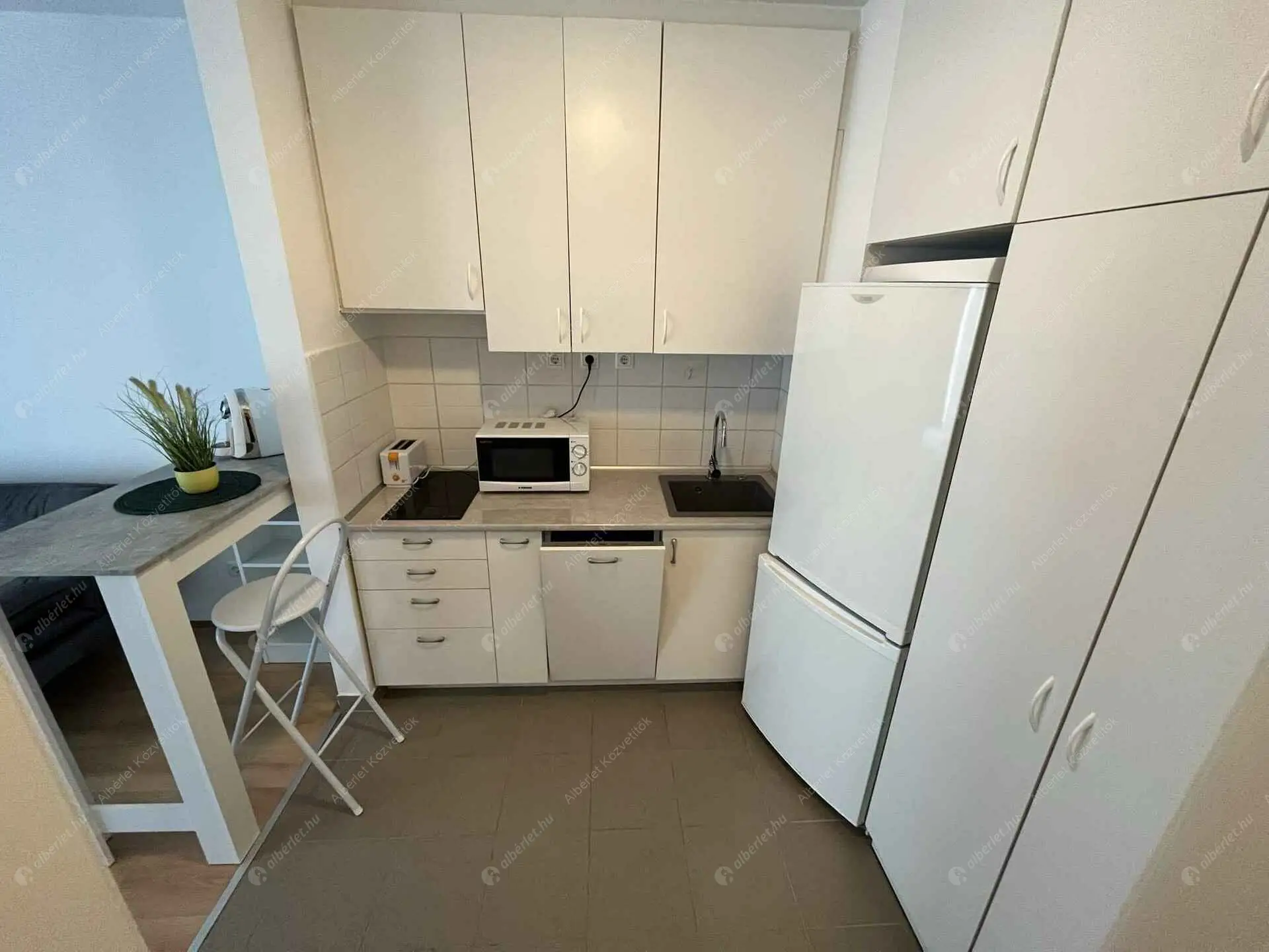 Kiadó albérlet 230000 Ft/hó áron: Budapest, IX. kerület  Márton utca. Mérete: 55 nm, 1 szobás | Alberlet.hu - 6362919