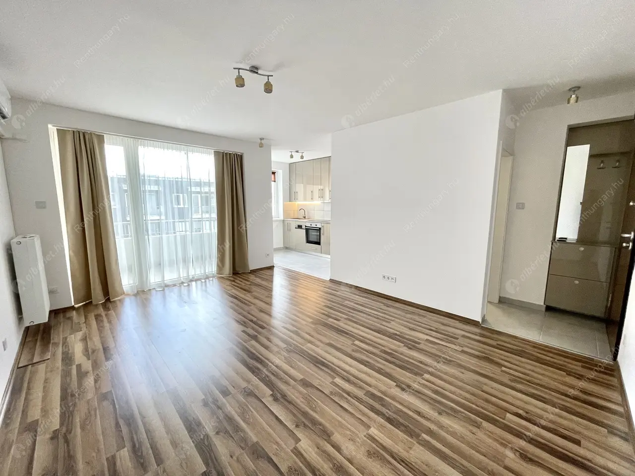 Kiadó albérlet 220000 Ft/hó áron: Budapest, IX. kerület  Mester utca. Mérete: 30 nm, 1 szobás | Alberlet.hu - 5414276