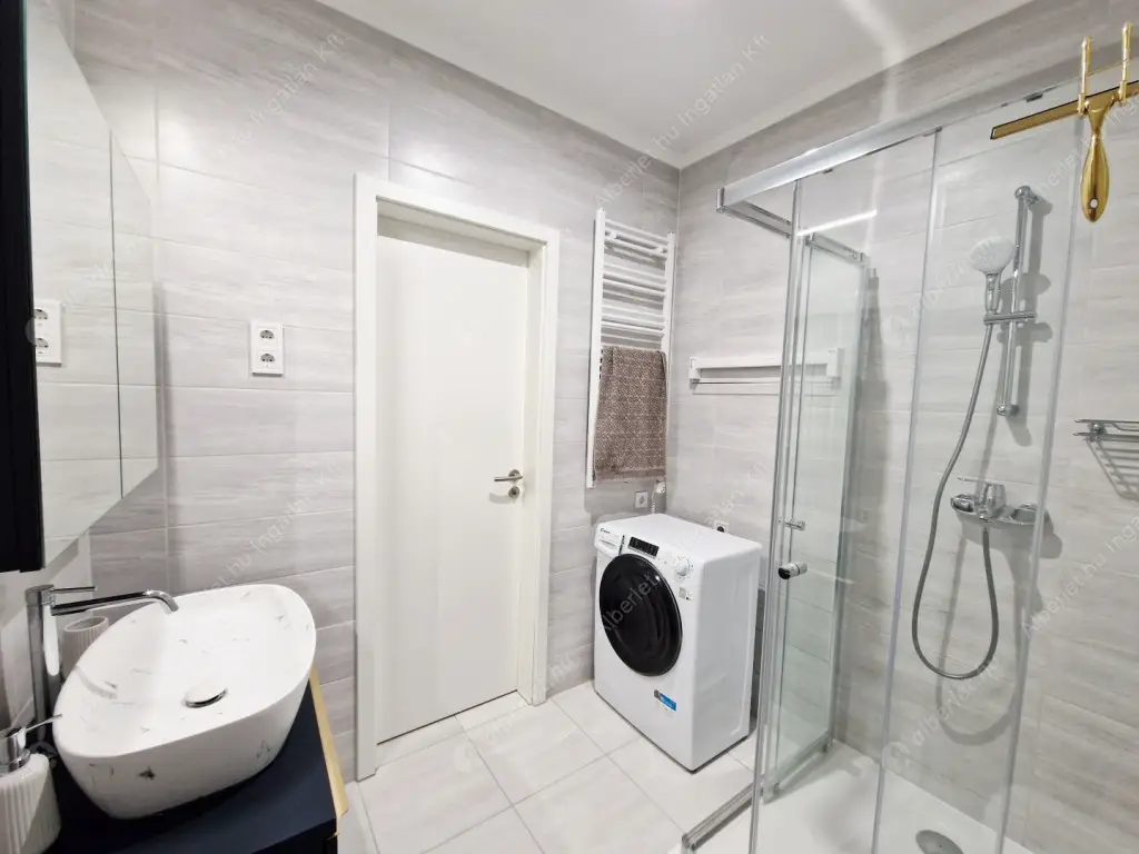 Kiadó albérlet 250000 Ft/hó áron: Budapest, IX. kerület  Mester utca. Mérete: 30 nm, 1 szobás | Alberlet.hu - 6593030