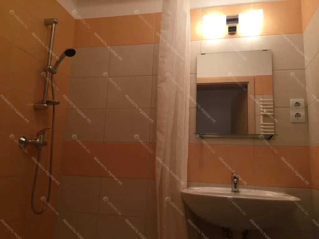 Kiadó albérlet 215000 Ft/hó áron: Budapest, IX. kerület  Mester utca. Mérete: 32 nm, 1 szobás | Alberlet.hu - 6704975