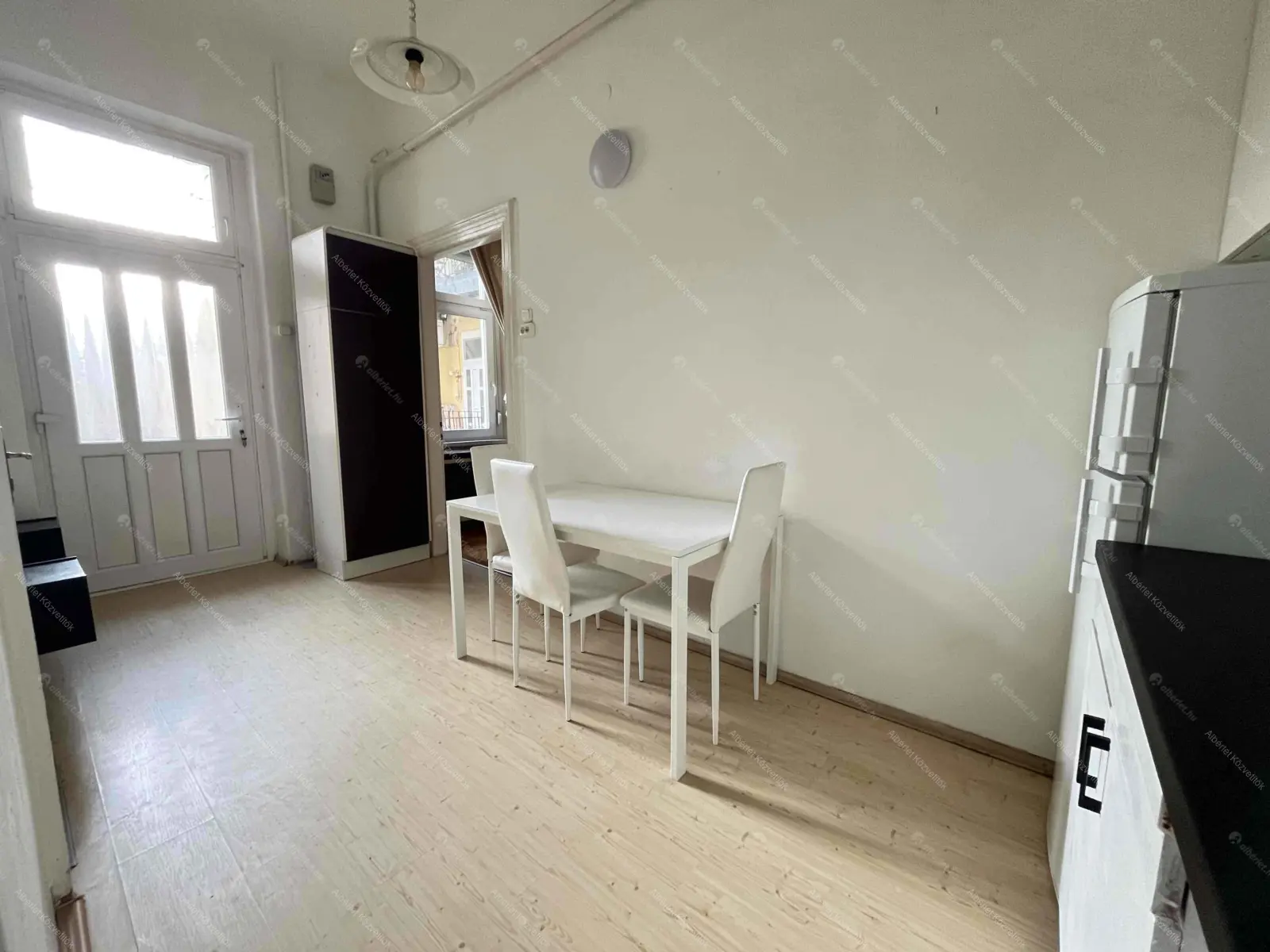 Kiadó albérlet 180000 Ft/hó áron: Budapest, IX. kerület  Mester utca. Mérete: 33 nm, 1 szobás | Alberlet.hu - 6644706