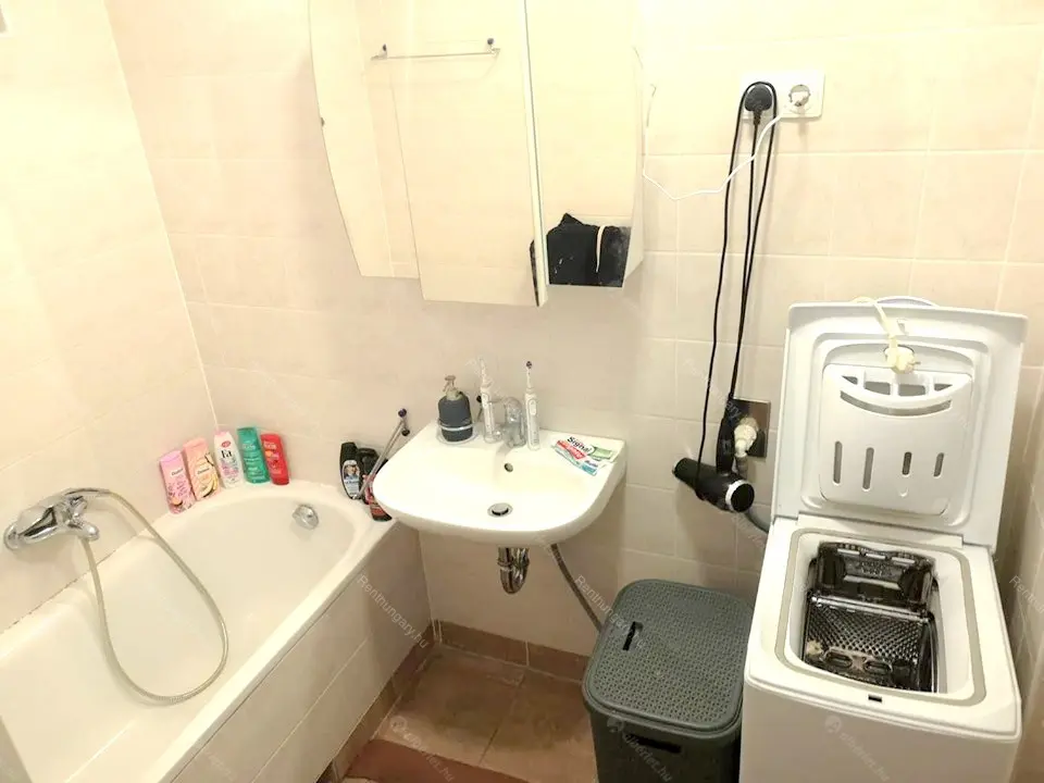 Kiadó albérlet 250000 Ft/hó áron: Budapest, IX. kerület  Mester utca. Mérete: 38 nm, 1 szobás | Alberlet.hu - 5847802