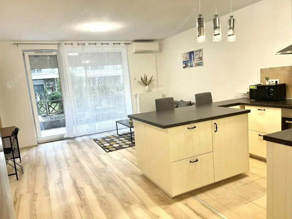 Kiadó albérlet 310000 Ft/hó áron: Budapest, IX. kerület  Nádasdy utca. Mérete: 47 nm, 1 szobás | Alberlet.hu - 6587851