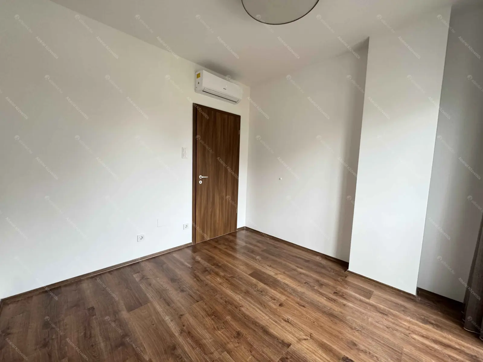 Kiadó albérlet 330000 Ft/hó áron: Budapest, IX. kerület  Nádasdy utca. Mérete: 64 nm, 1 szobás | Alberlet.hu - 6689132