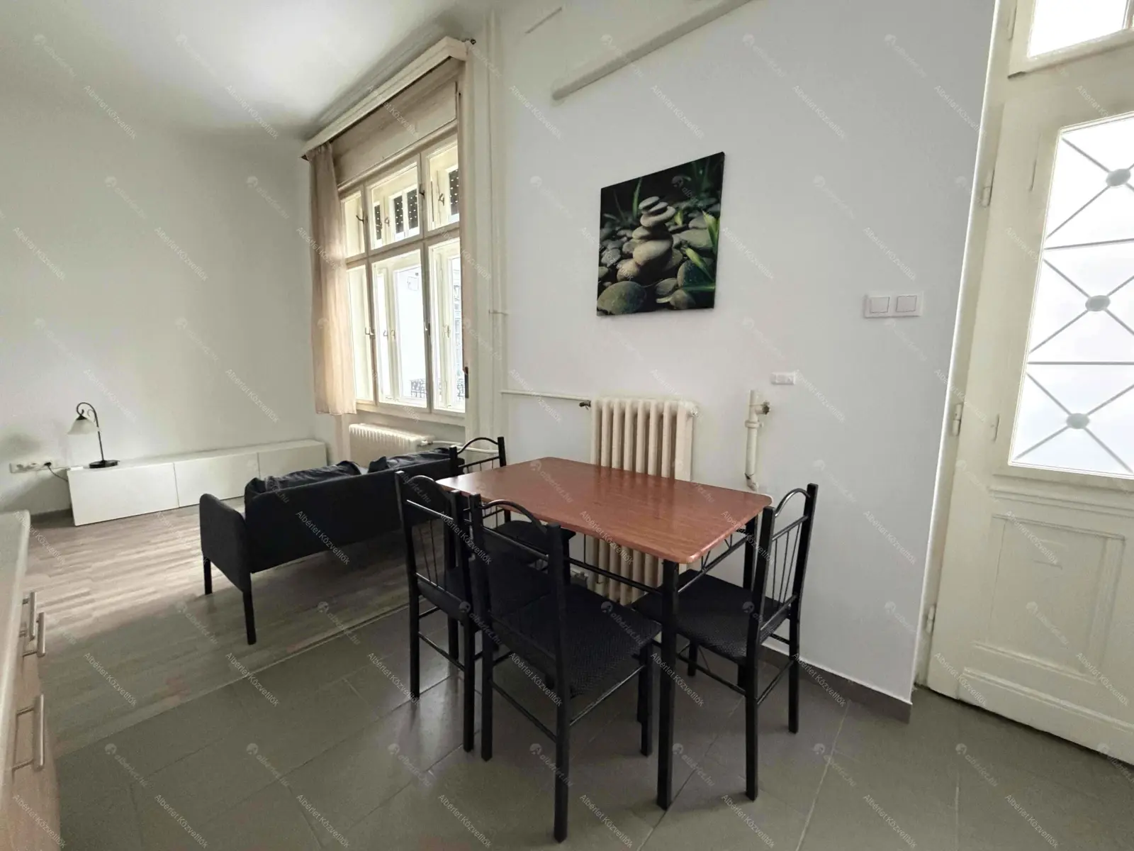 Kiadó albérlet 200000 Ft/hó áron: Budapest, IX. kerület  nagymező . Mérete: 32 nm, 1 szobás | Alberlet.hu - 6705461