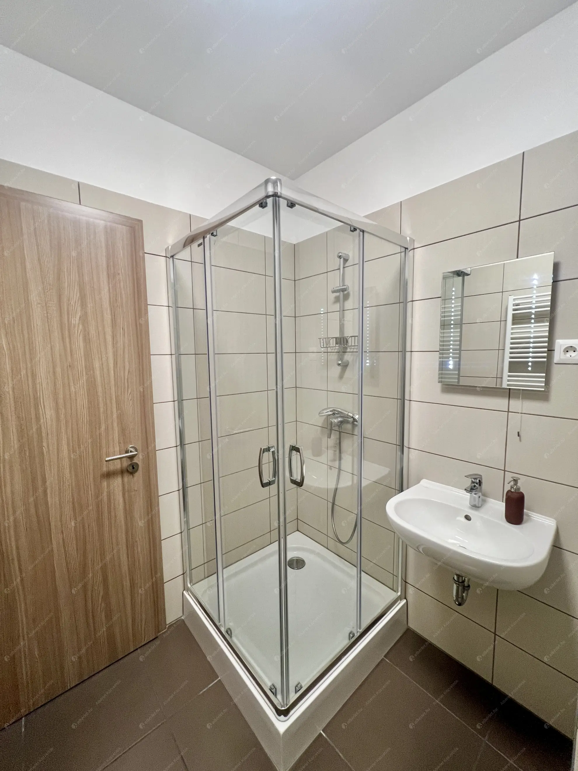 Kiadó albérlet 380000 Ft/hó áron: Budapest, IX. kerület  Pápay István utca. Mérete: 75 nm, 2 szobás | Alberlet.hu - 6556132