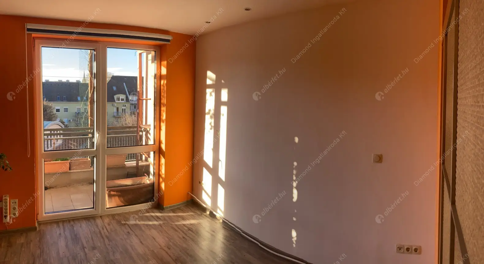 Kiadó albérlet 350000 Ft/hó áron: Budapest, IX. kerület  Páva utca. Mérete: 74 nm, 1 szobás | Alberlet.hu - 6598323