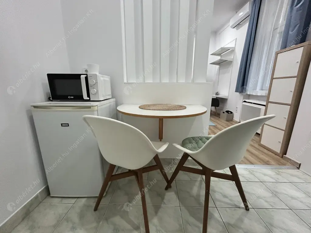 Kiadó albérlet 174000 Ft/hó áron: Budapest, IX. kerület  Ráday u utca. Mérete: 30 nm, 1 szobás | Alberlet.hu - 6575538