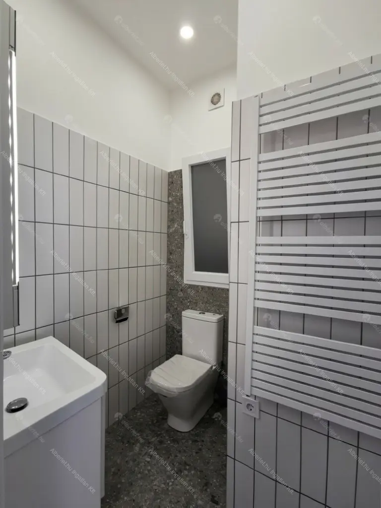 Kiadó albérlet 305000 Ft/hó áron: Budapest, IX. kerület  Ráday u utca. Mérete: 33 nm, 1 szobás | Alberlet.hu - 6691953