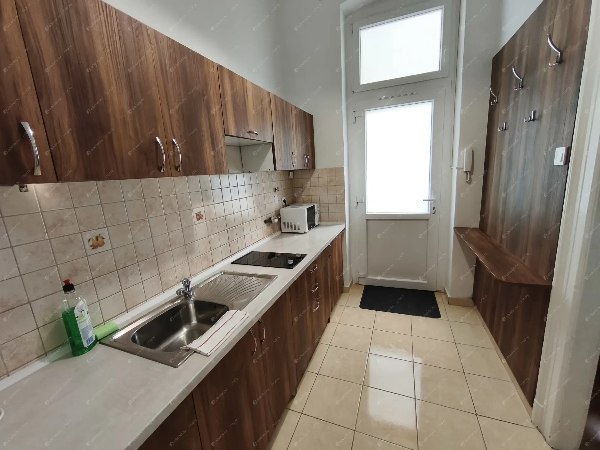 Kiadó albérlet 195000 Ft/hó áron: Budapest, IX. kerület  Ráday utca. Mérete: 28 nm, 1 szobás | Alberlet.hu - 6576375