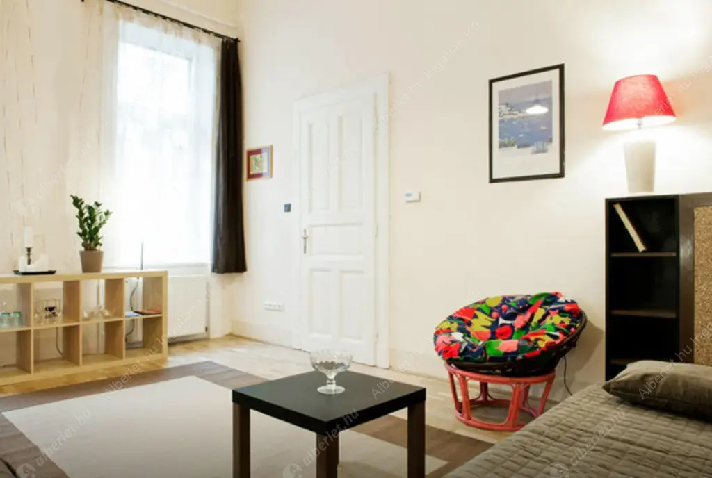 Kiadó albérlet 249000 Ft/hó áron: Budapest, IX. kerület  Ráday utca. Mérete: 61 nm, 2 szobás | Alberlet.hu - 6607759