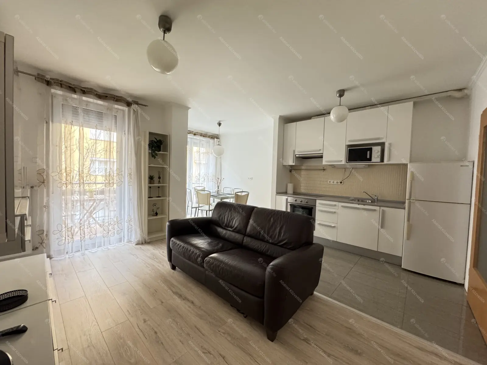 Kiadó albérlet 265000 Ft/hó áron: Budapest, IX. kerület  Sobieski János utca. Mérete: 46 nm, 1 szobás | Alberlet.hu - 6662271