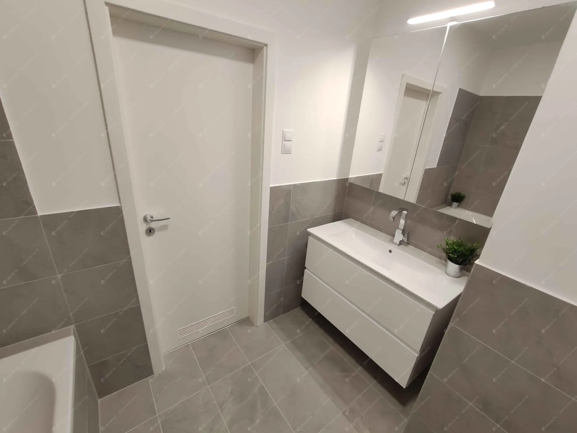 Kiadó albérlet 290000 Ft/hó áron: Budapest, IX. kerület  Sobieski János utca. Mérete: 51 nm, 2 szobás | Alberlet.hu - 6600945