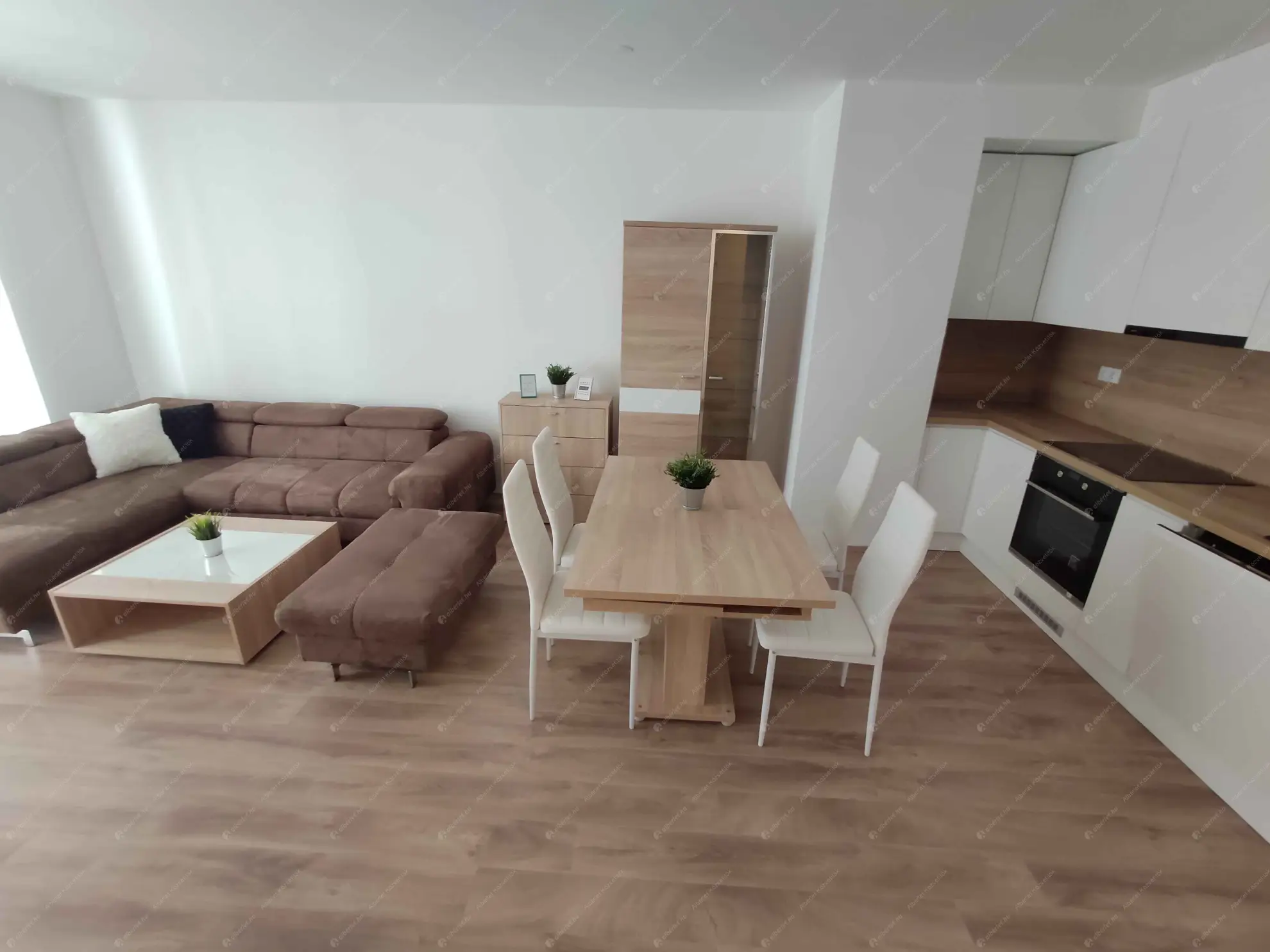 Kiadó albérlet 290000 Ft/hó áron: Budapest, IX. kerület  Sobieski János utca. Mérete: 51 nm, 2 szobás | Alberlet.hu - 6600950