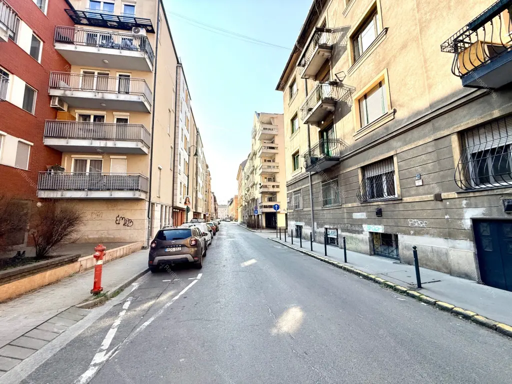 Kiadó albérlet 417000 Ft/hó áron: Budapest, IX. kerület  Sobieski János utca. Mérete: 80 nm, 2 szobás | Alberlet.hu - 6666066