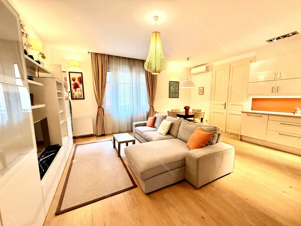 Kiadó albérlet 393000 Ft/hó áron: Budapest, IX. kerület  Sobieski János utca. Mérete: 80 nm, 2 szobás | Alberlet.hu - 6670827