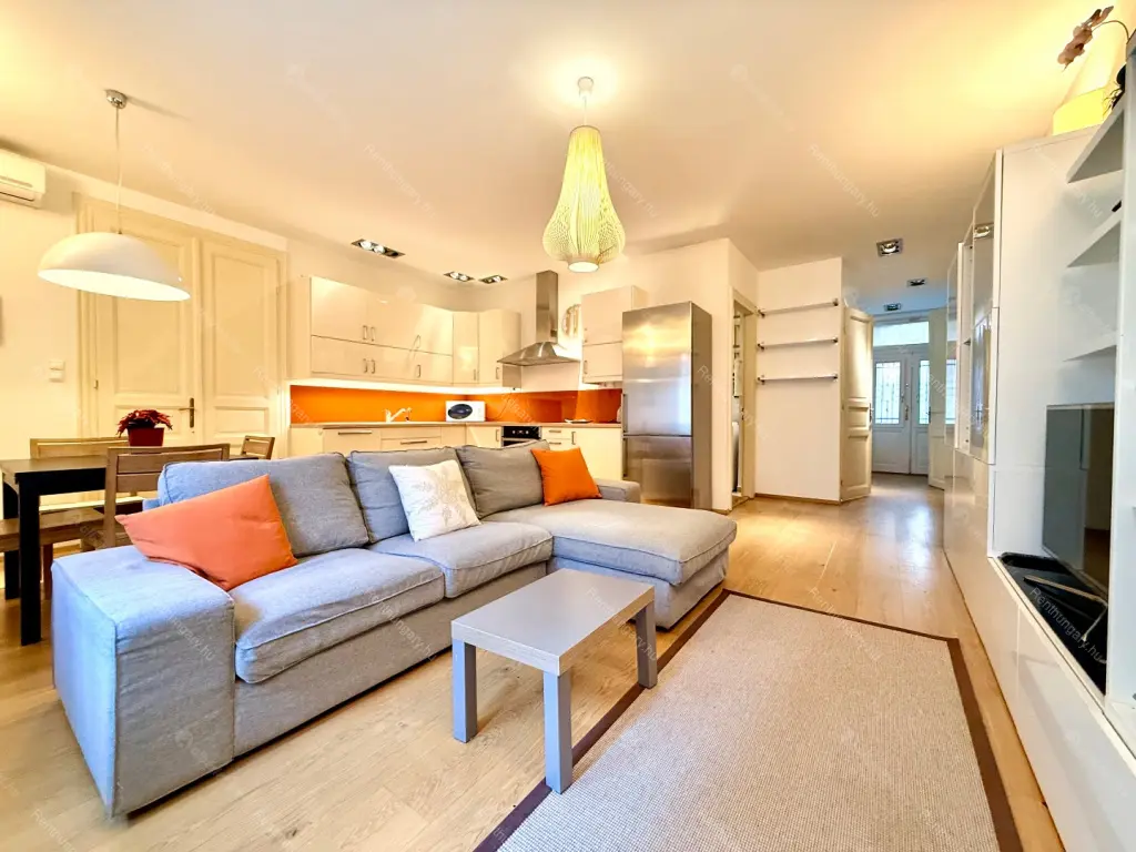 Kiadó albérlet 339000 Ft/hó áron: Budapest, IX. kerület  Sobieski János utca. Mérete: 80 nm, 2 szobás | Alberlet.hu - 6693514