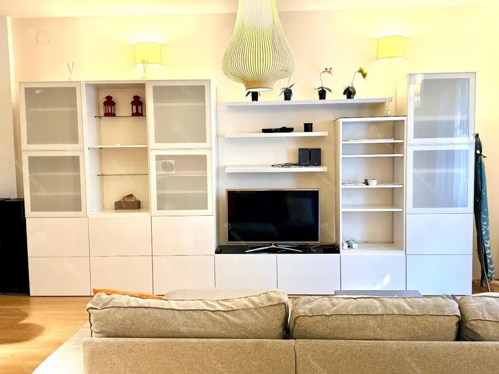 Kiadó albérlet 339000 Ft/hó áron: Budapest, IX. kerület  Sobieski János utca. Mérete: 80 nm, 2 szobás | Alberlet.hu - 6693520