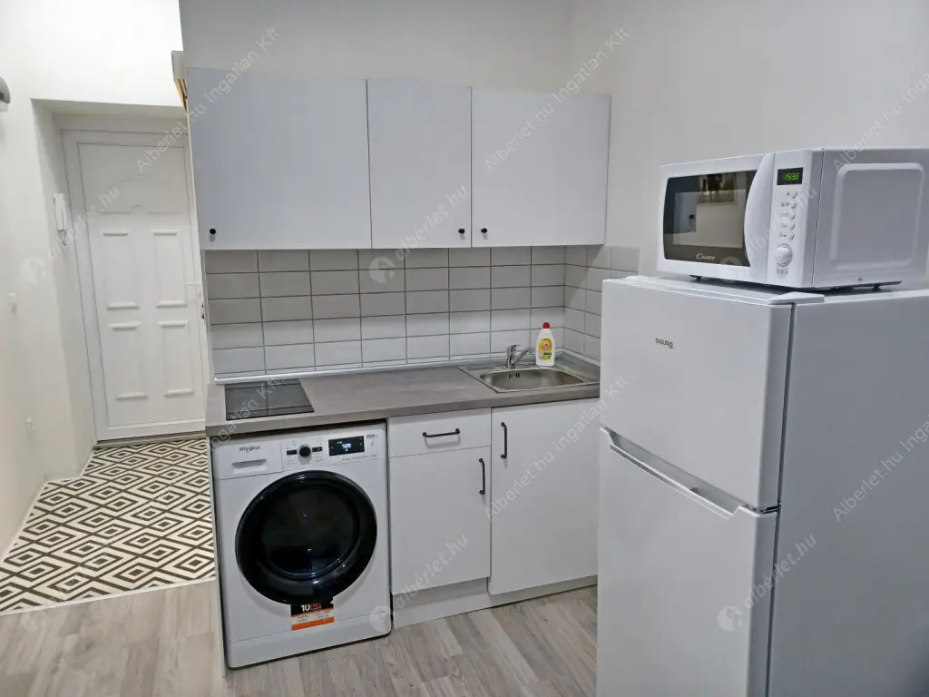 Kiadó albérlet 220000 Ft/hó áron: Budapest, IX. kerület  Soroksári út. Mérete: 28 nm, 1 szobás | Alberlet.hu - 6513853