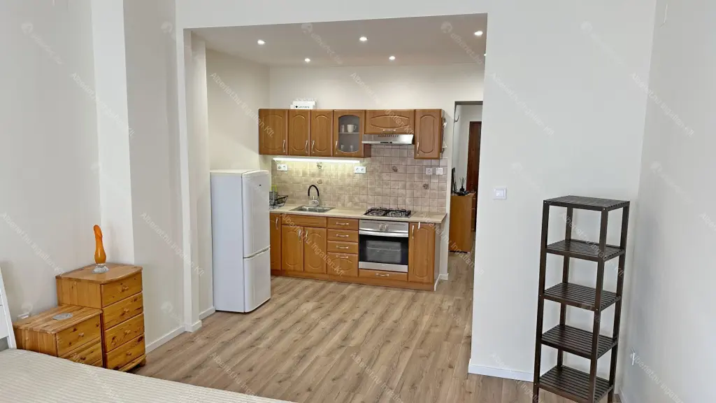 Kiadó albérlet 220000 Ft/hó áron: Budapest, IX. kerület  Soroksári út. Mérete: 38 nm, 1 szobás | Alberlet.hu - 6645727