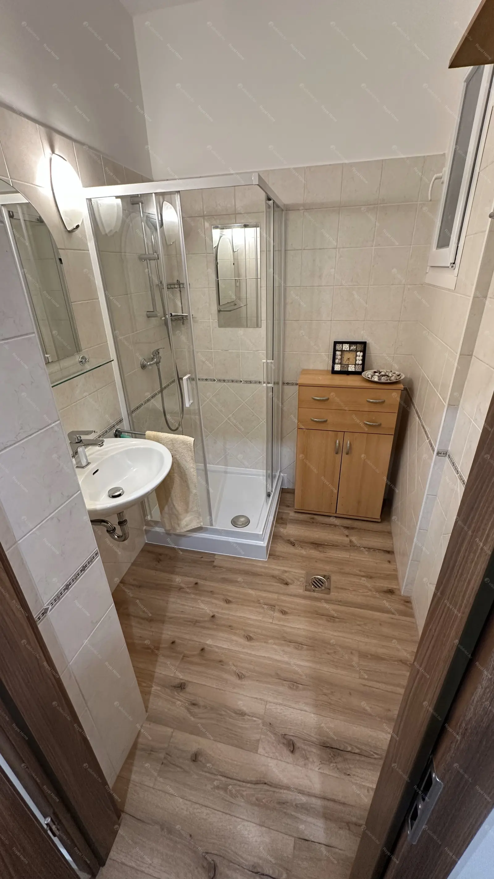 Kiadó albérlet 220000 Ft/hó áron: Budapest, IX. kerület  Soroksári út. Mérete: 38 nm, 1 szobás | Alberlet.hu - 6650529