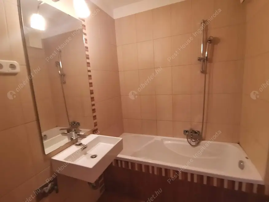 Kiadó albérlet 195000 Ft/hó áron: Budapest, IX. kerület  Telepy utca. Mérete: 35 nm, 1 szobás | Alberlet.hu - 6575098