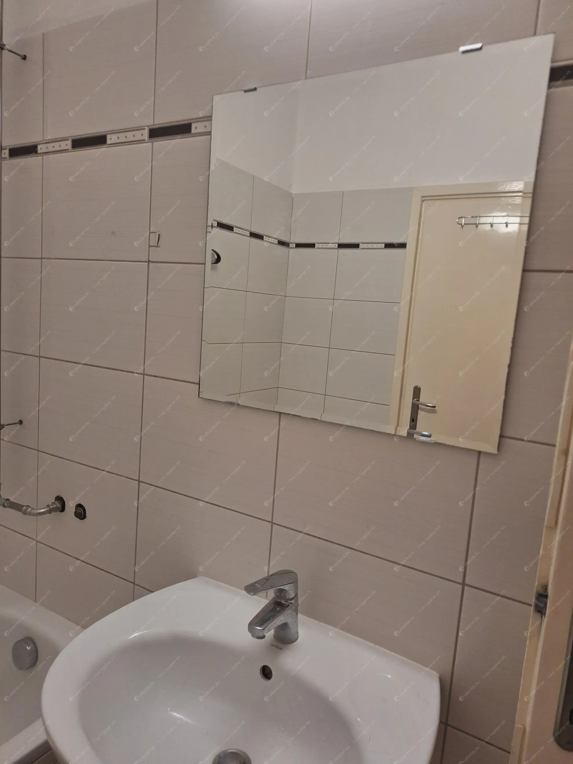 Kiadó albérlet 280000 Ft/hó áron: Budapest, IX. kerület  Tinódi utca. Mérete: 67 nm, 1 szobás | Alberlet.hu - 6596410