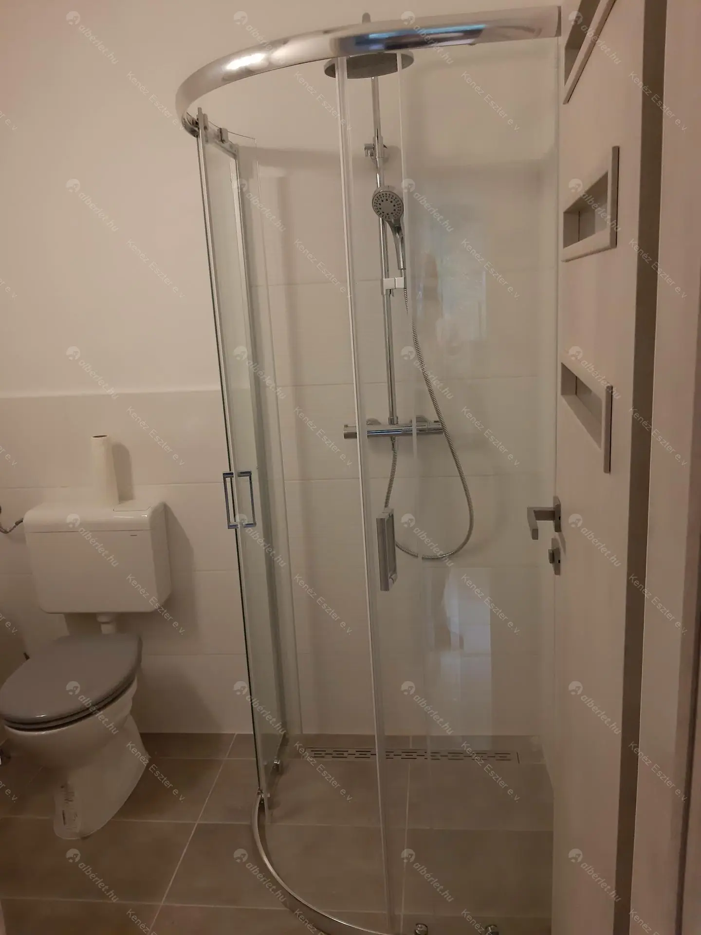 Kiadó albérlet 230000 Ft/hó áron: Budapest, IX. kerület  Toronyház utca. Mérete: 39 nm, 1 szobás | Alberlet.hu - 6527347