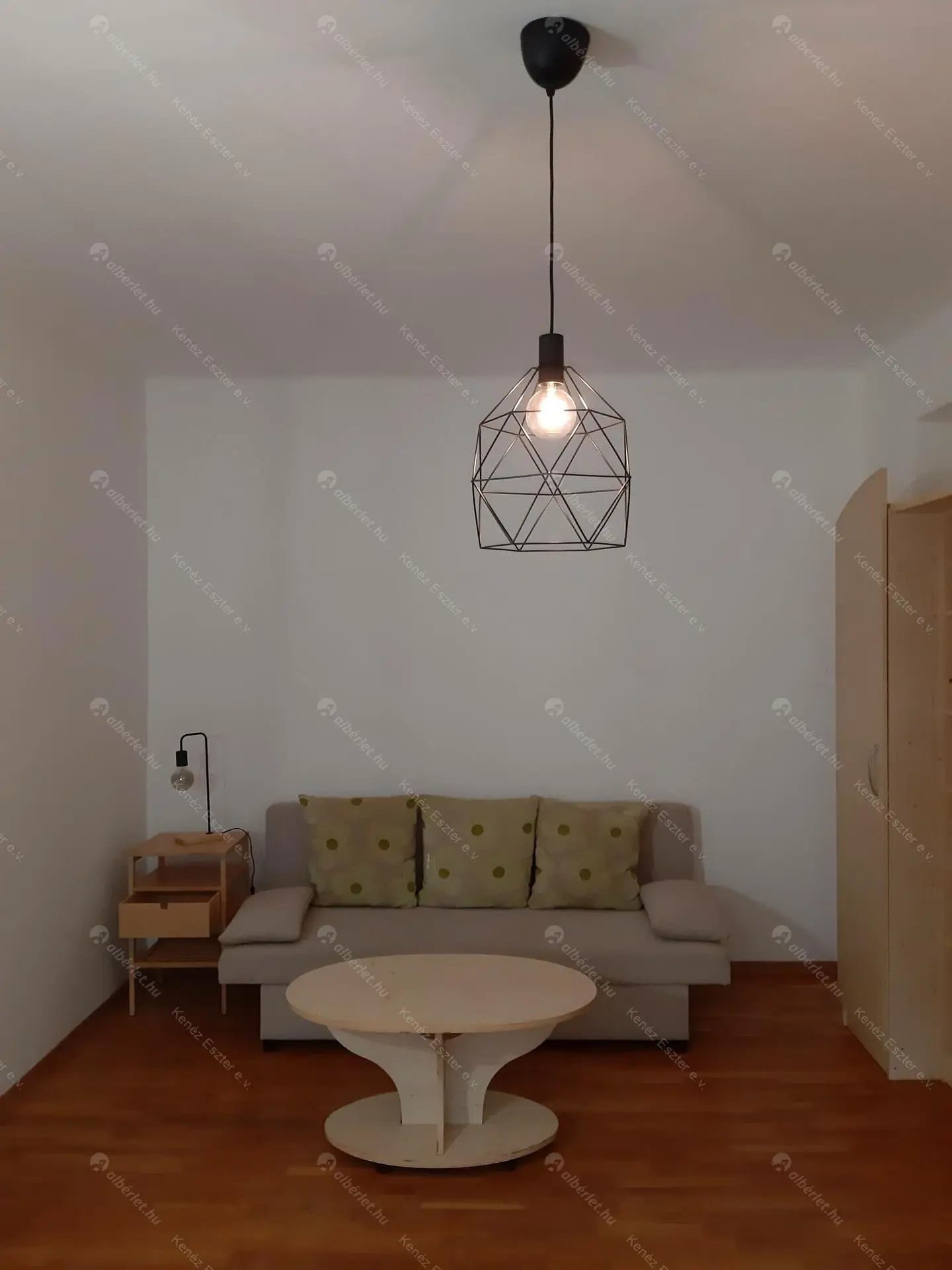 Kiadó albérlet 230000 Ft/hó áron: Budapest, IX. kerület  Toronyház utca. Mérete: 39 nm, 1 szobás | Alberlet.hu - 6527352