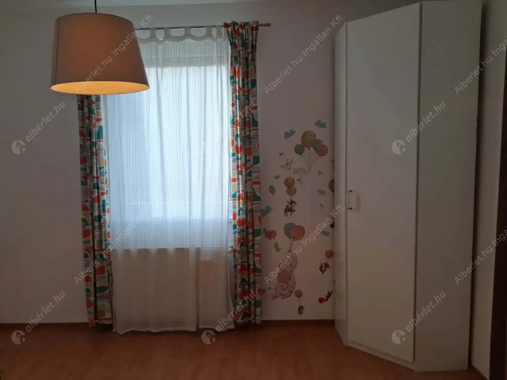 Kiadó albérlet 350000 Ft/hó áron: Budapest, IX. kerület  Tóth Kálmán utca. Mérete: 68 nm, 3 szobás | Alberlet.hu - 6600074