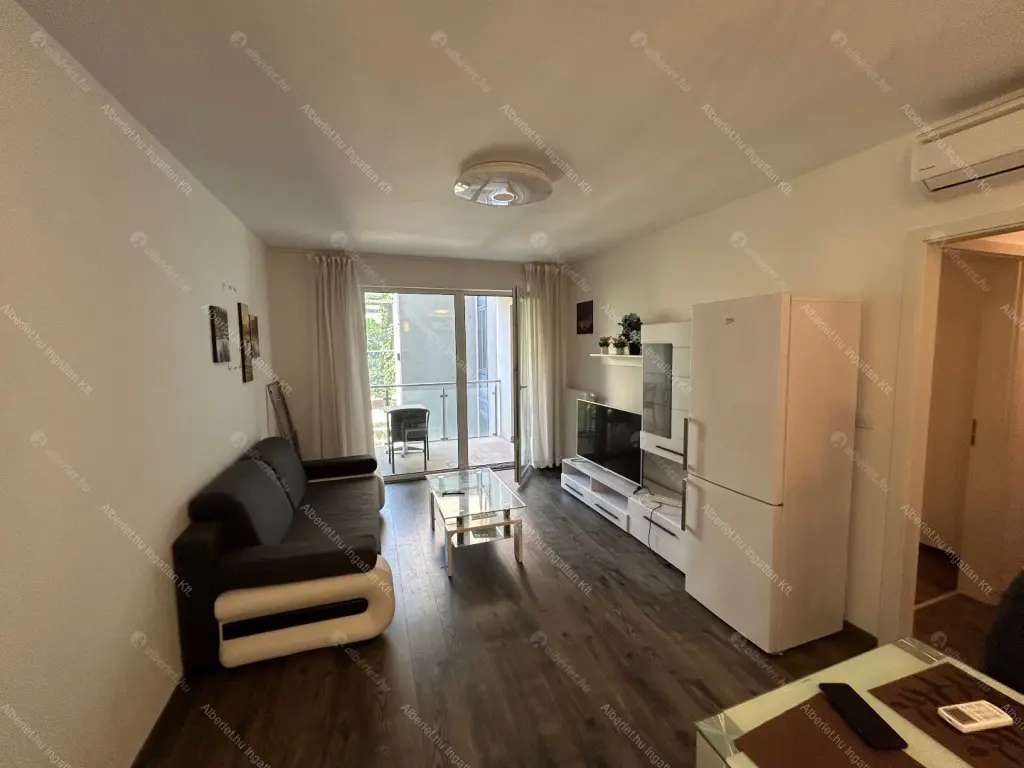 Kiadó albérlet 270000 Ft/hó áron: Budapest, IX. kerület  Tűzoltó  utca . Mérete: 43 nm, 2 szobás | Alberlet.hu - 6672298