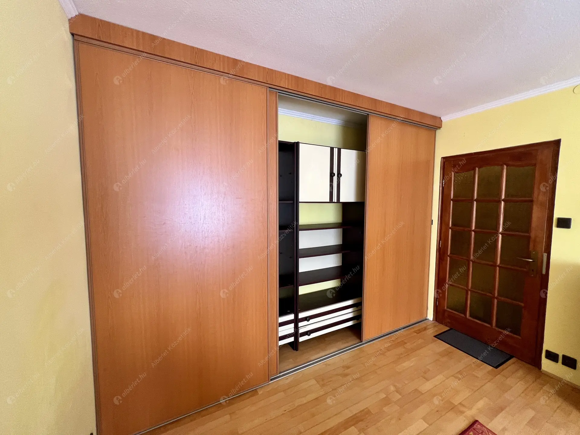 Kiadó albérlet 160000 Ft/hó áron: Budapest, IX. kerület  Tűzoltó utca. Mérete: 33 nm, 1 szobás | Alberlet.hu - 6498577