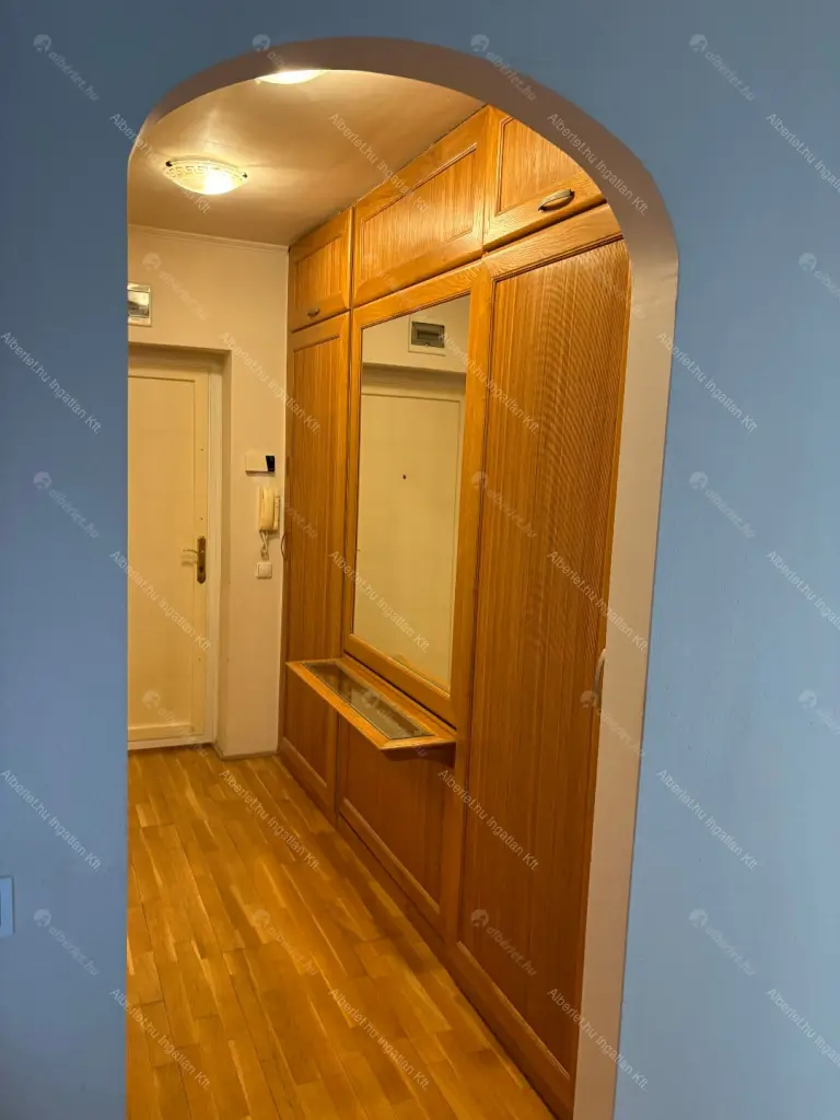 Kiadó albérlet 240000 Ft/hó áron: Budapest, IX. kerület  Tűzoltó utca. Mérete: 37 nm, 1 szobás | Alberlet.hu - 6654936