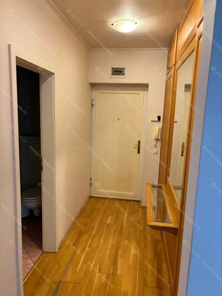 Kiadó albérlet 240000 Ft/hó áron: Budapest, IX. kerület  Tűzoltó utca. Mérete: 37 nm, 1 szobás | Alberlet.hu - 6654937